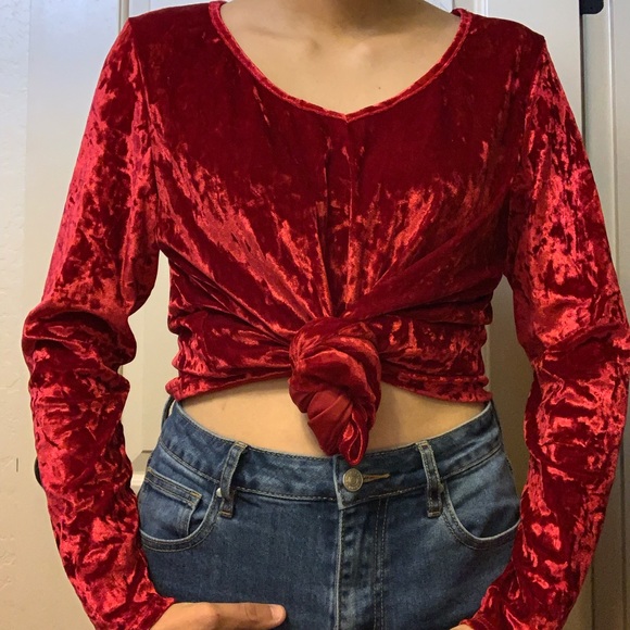 red velvet long sleeve - Picture 2 of 8